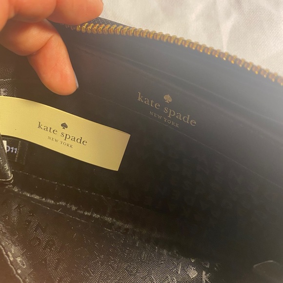 Kate spade wallet - Picture 2 of 5